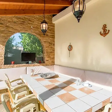 Dom wakacyjny Mini Paradise - Private Pool Retreat *
